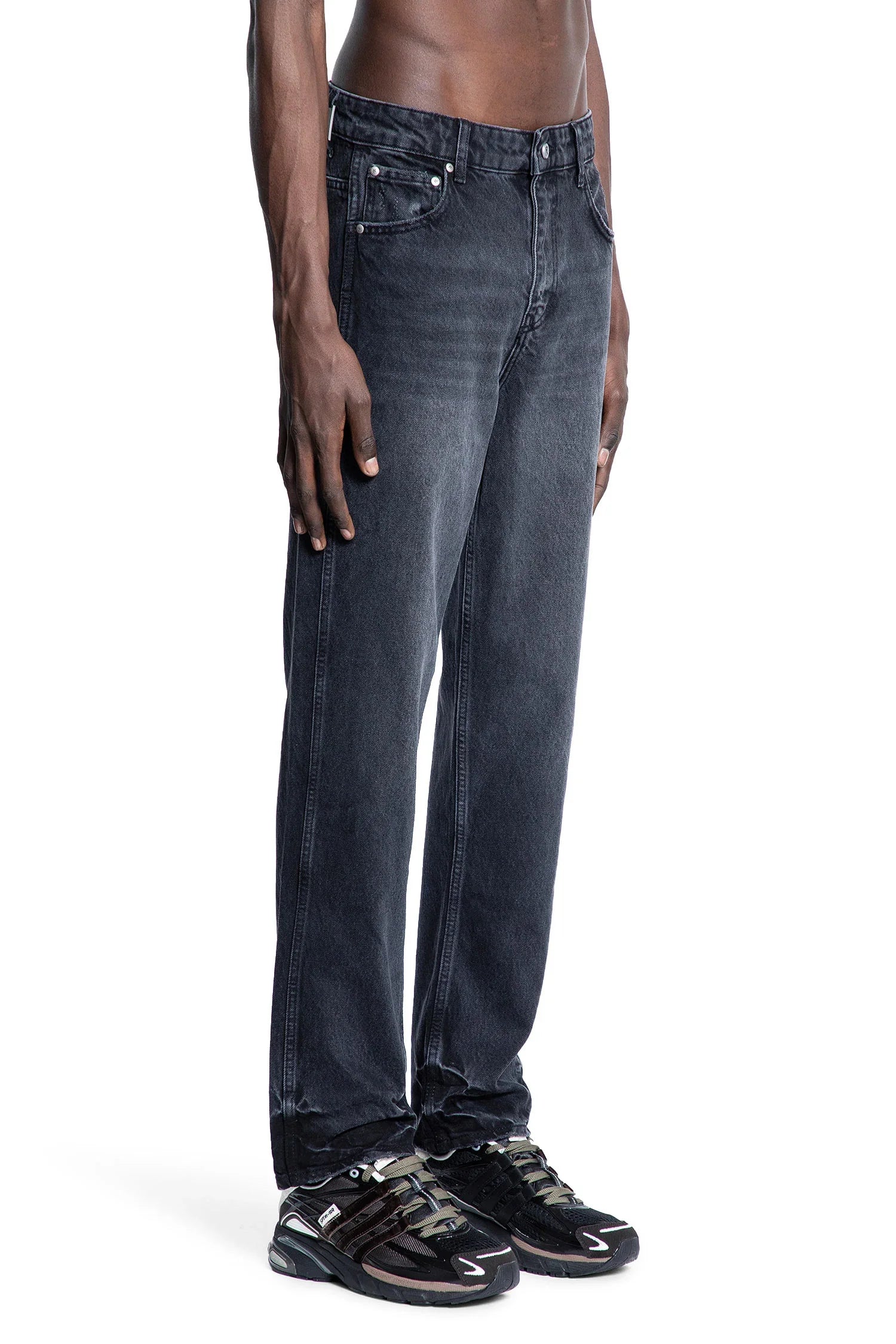R2 Straight Leg Jeans - Antonioli.eu