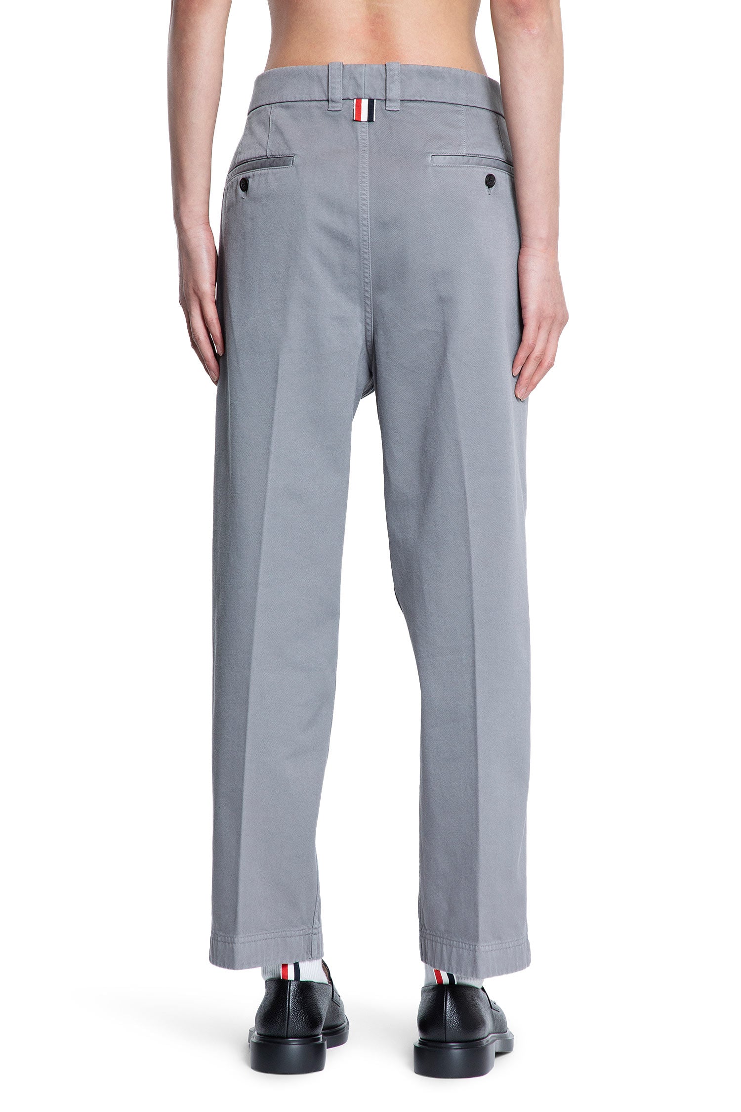 THOM BROWNE MAN GREY TROUSERS - Antonioli.eu