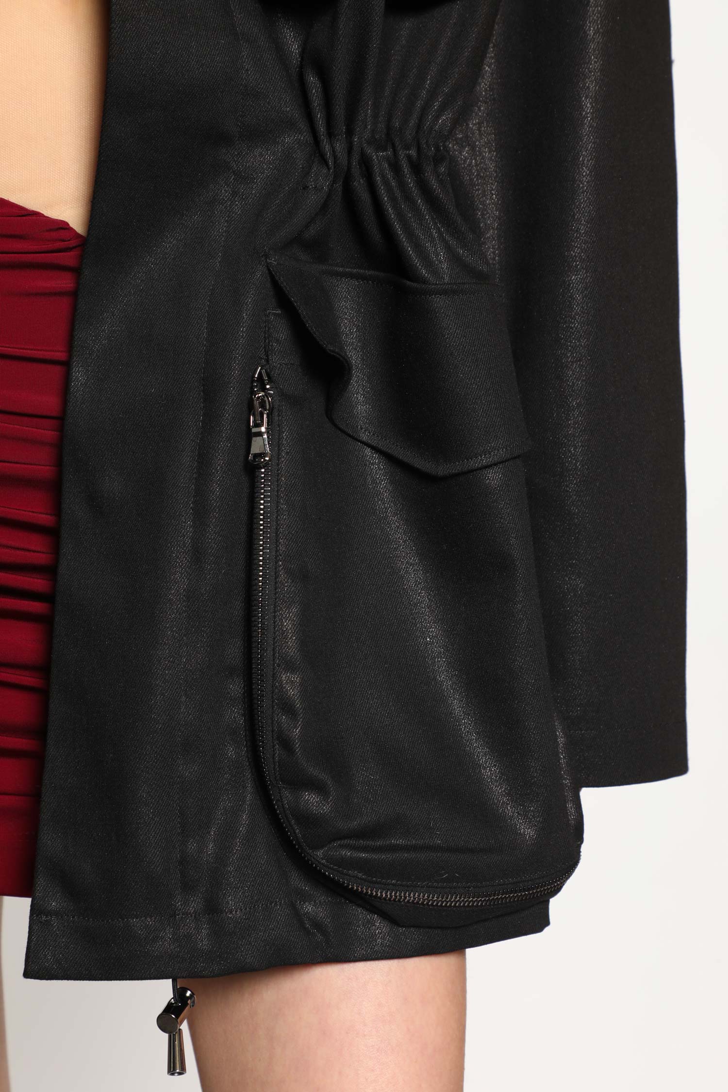 NENSI DOJAKA WOMAN BLACK COATS