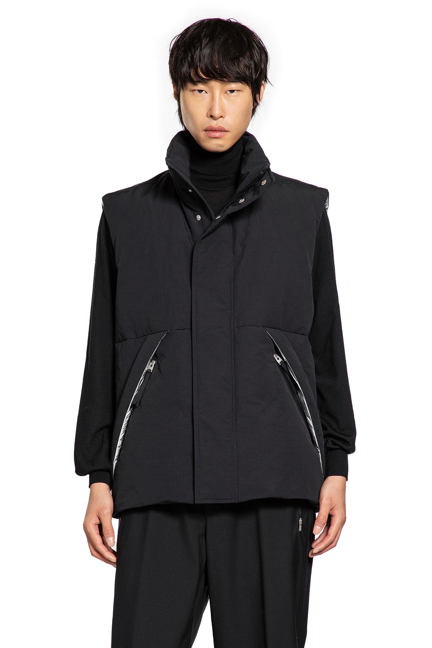 Smooth Sleeveless Padded Jacket - Antonioli.eu
