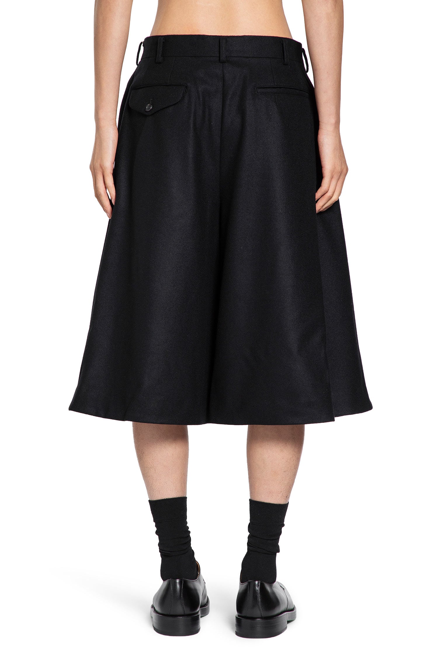 Shorts in Wool