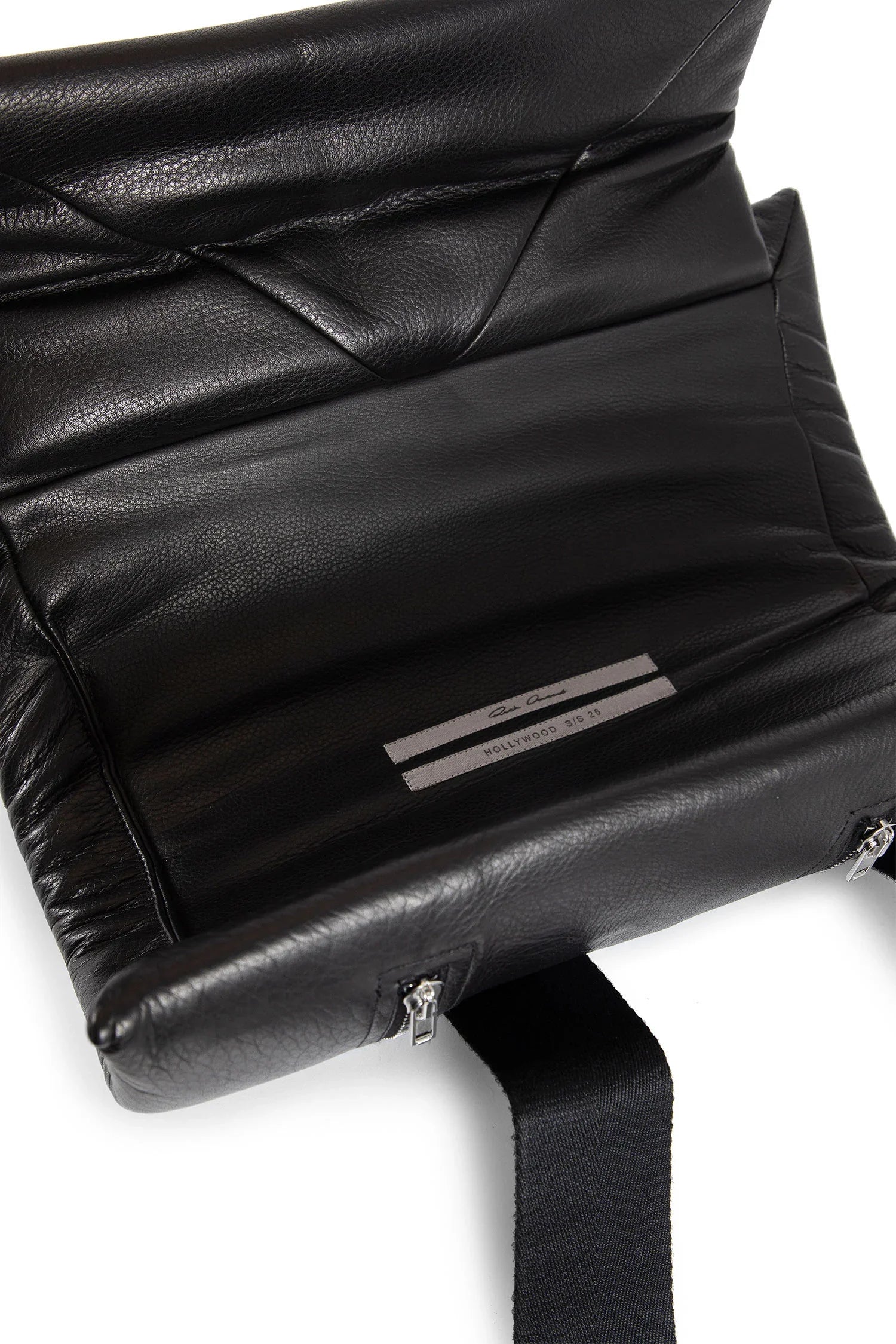 Hollywood cargo leg in soft grain cow leather - Antonioli.eu