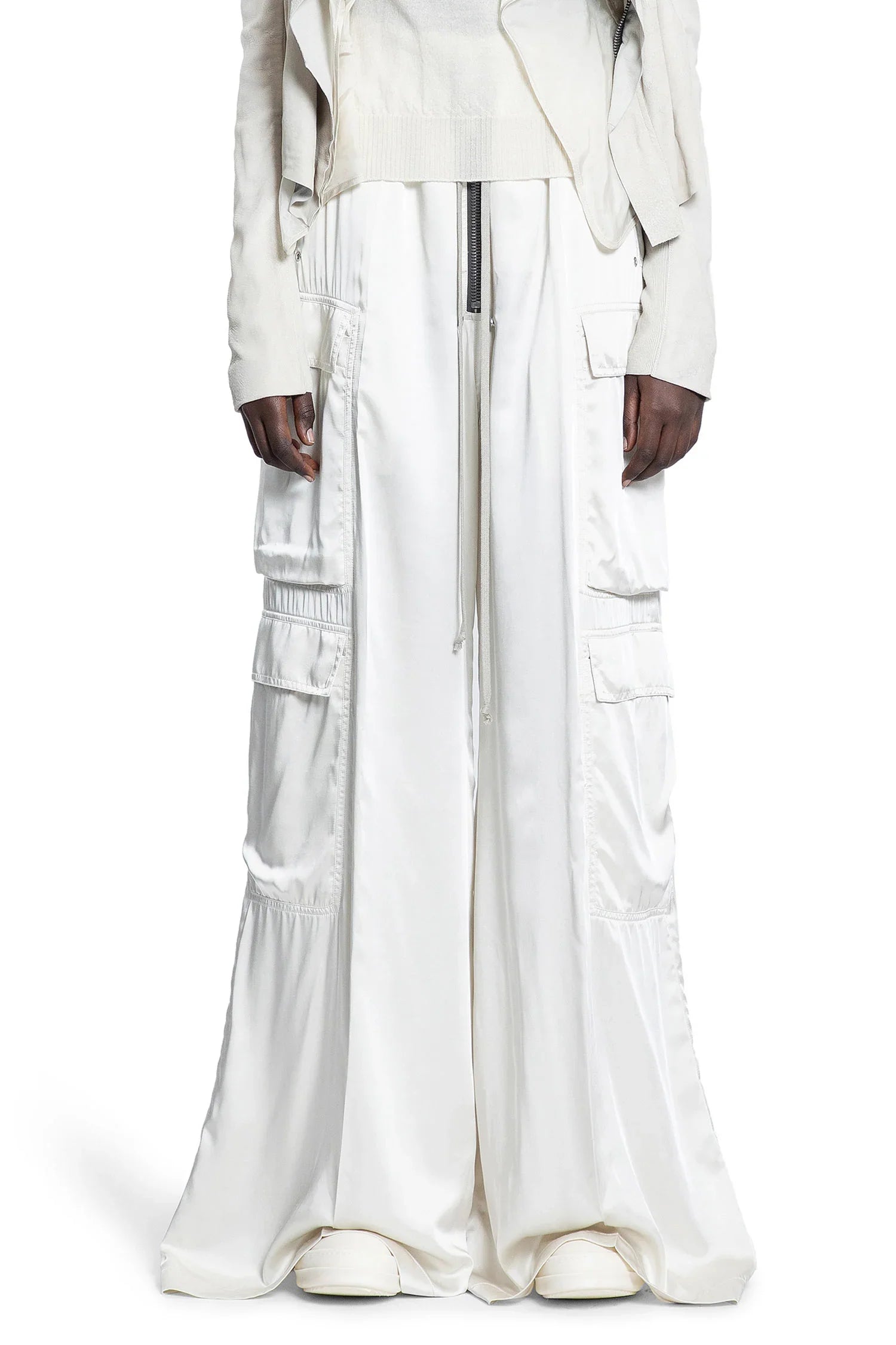 Hollywood Cargobelas in Washed Charmeuse - Antonioli.eu