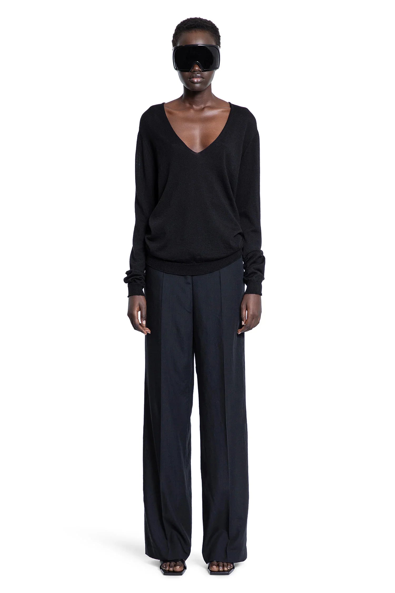 Hollywood V-Neck in Lightweight Rasato Knit - Antonioli.eu