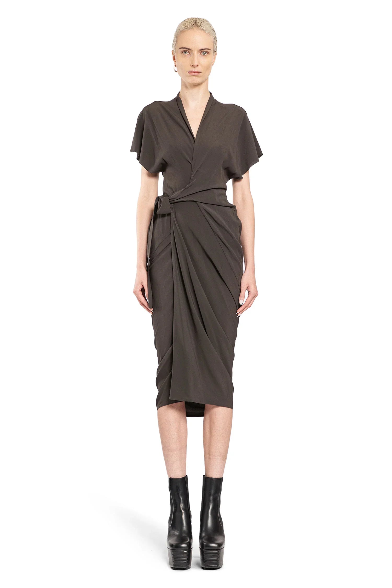 Porterville Wrap Dress in Cocoon Crêpe - Antonioli.eu
