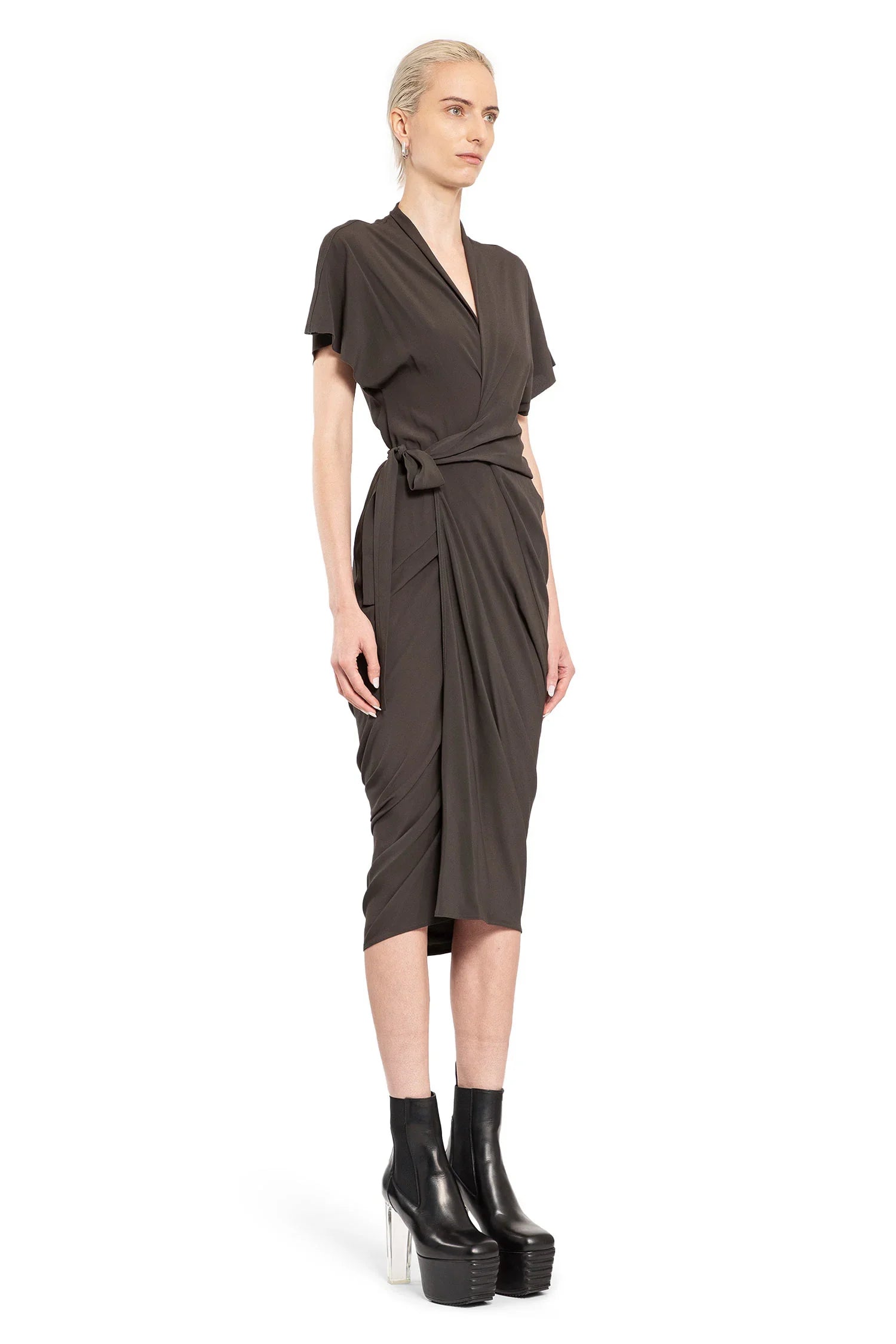 Porterville Wrap Dress in Cocoon Crêpe - Antonioli.eu
