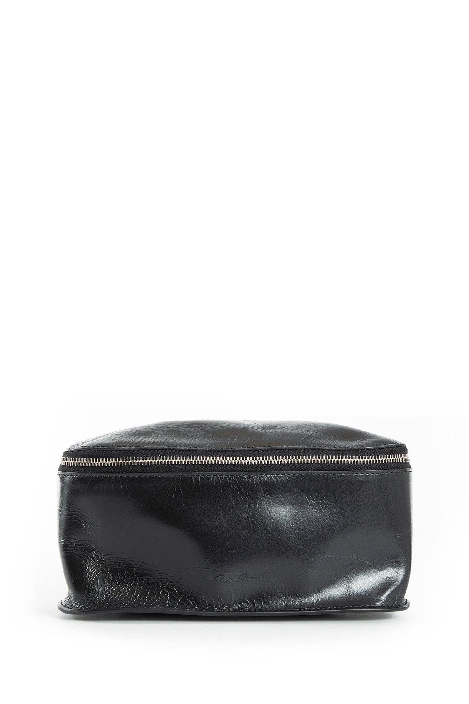 Medium Beauty Case in Leather