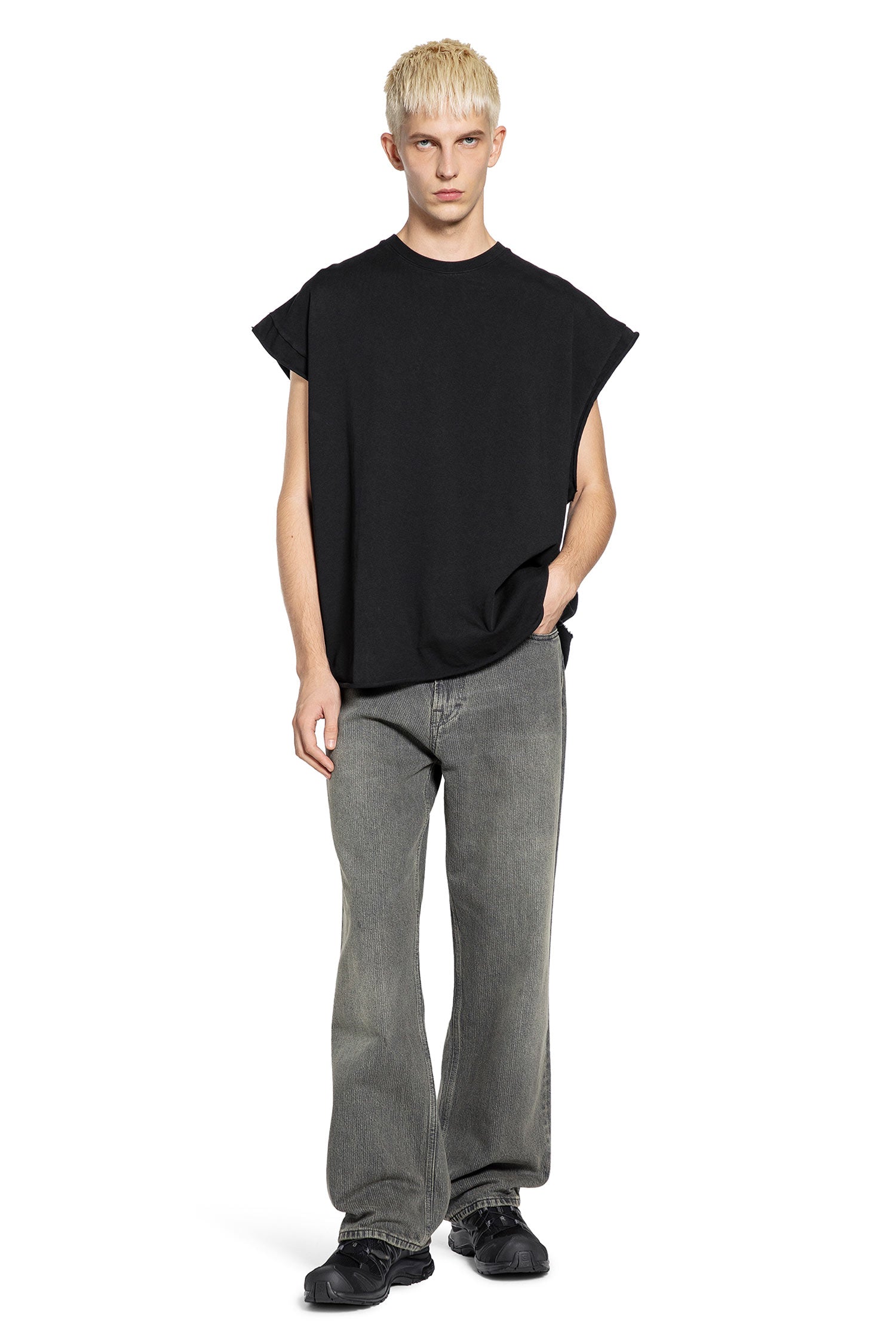 Sleeveless T-Shirt