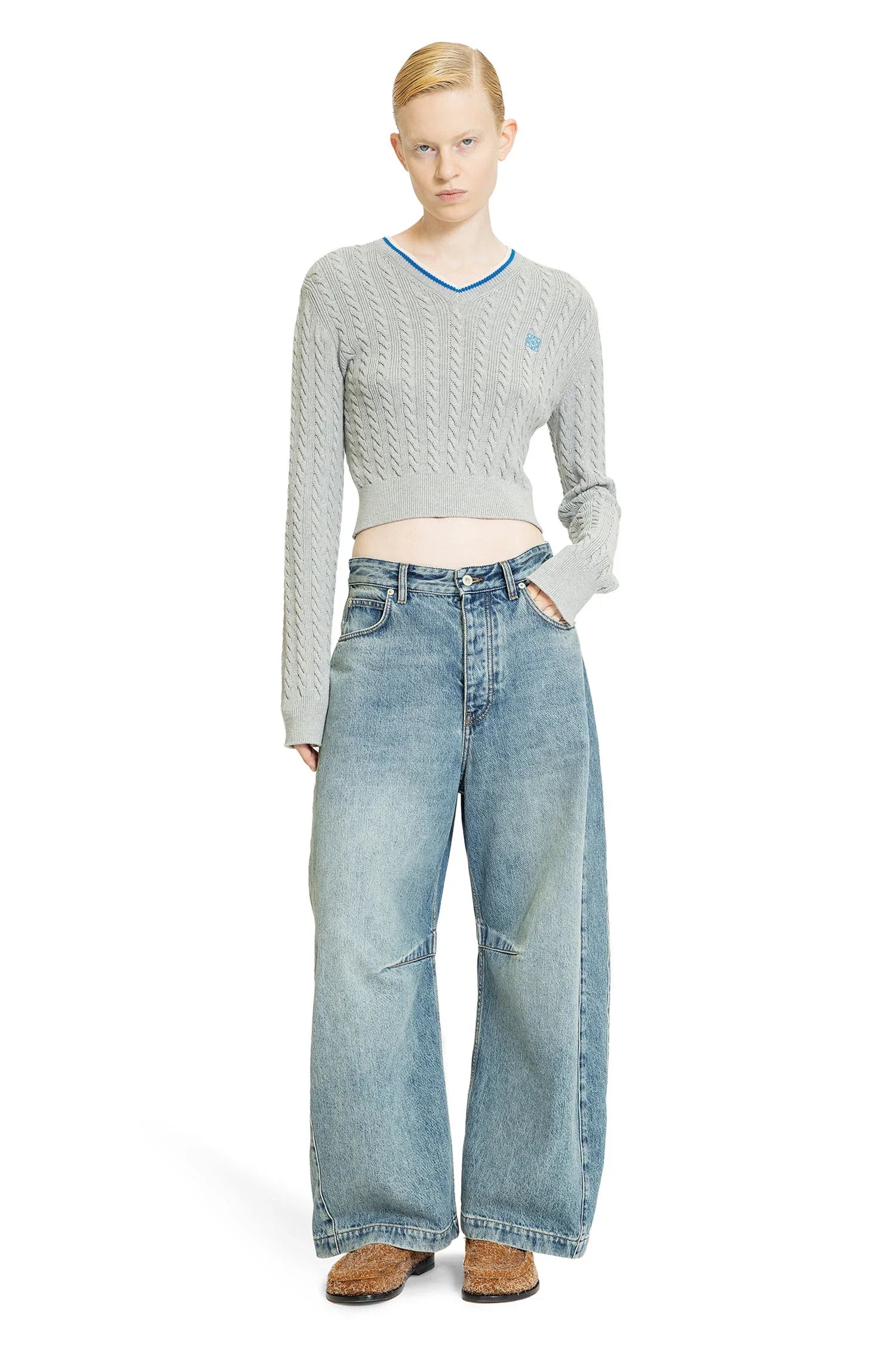 Cropped Cable Knit V-Neck Sweater - Antonioli.eu