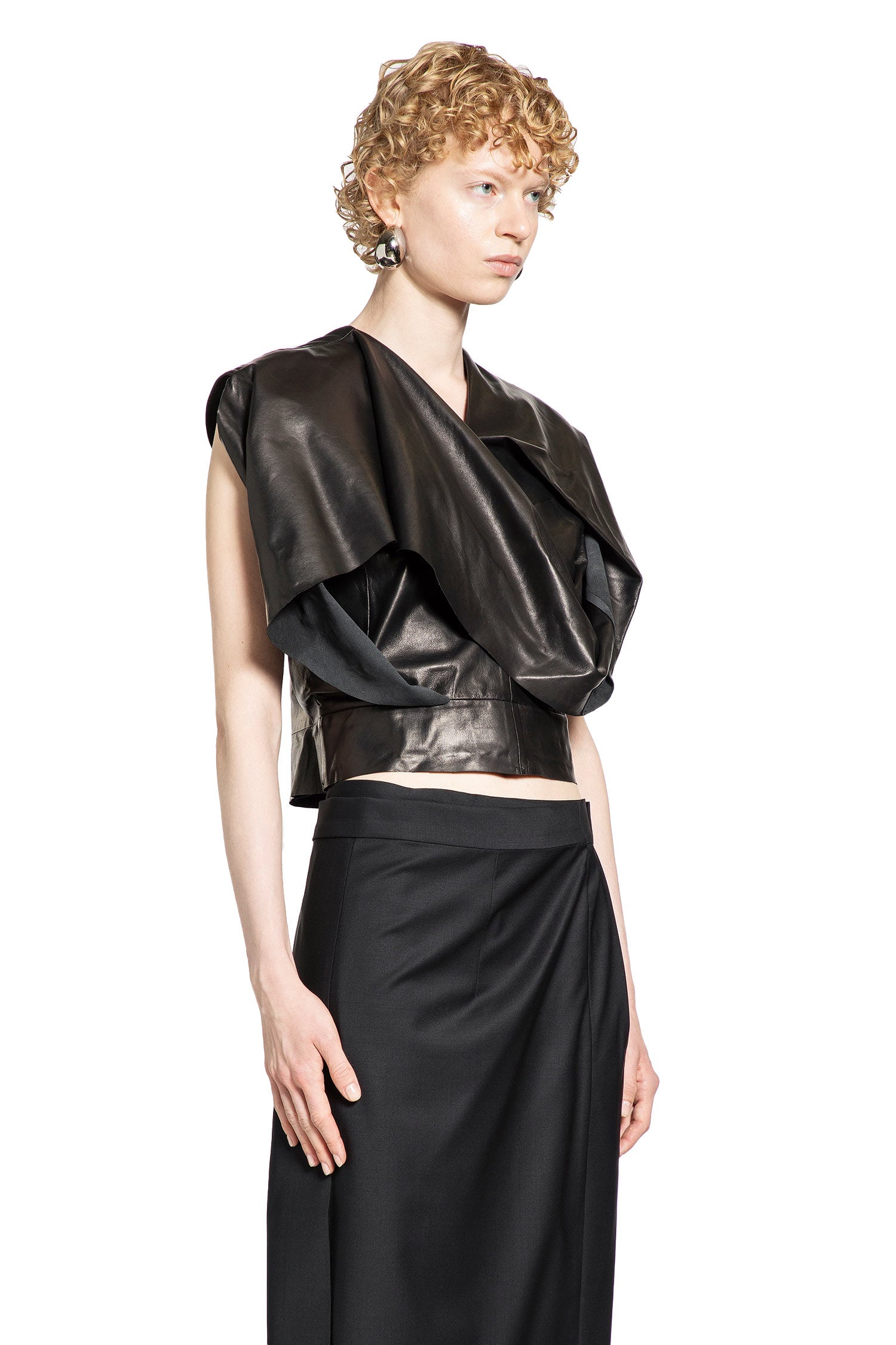 Leather Top with Floral Details - Antonioli.eu