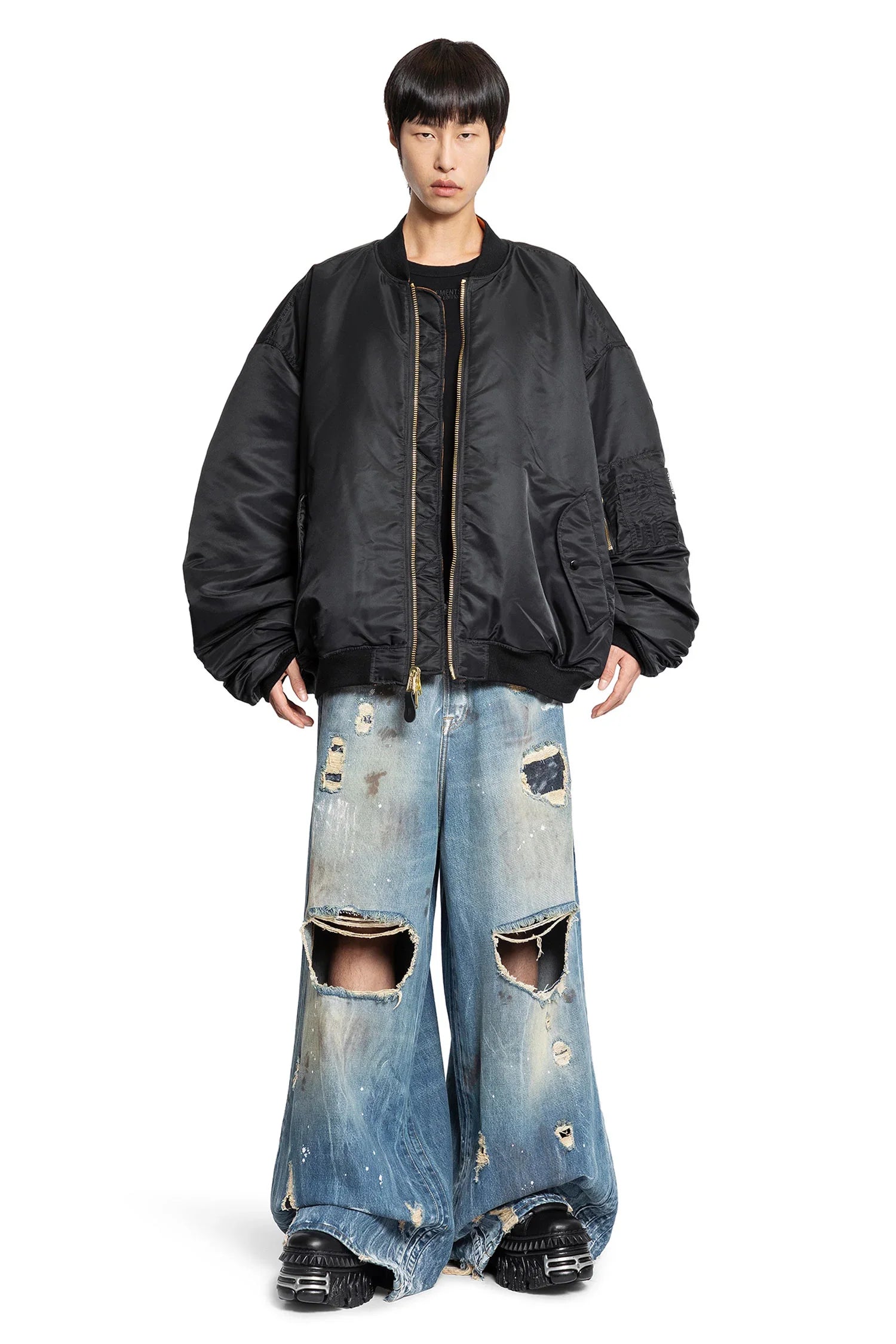 VETEMENTS MAN BLACK T-SHIRTS & TANK TOPS - Antonioli.eu