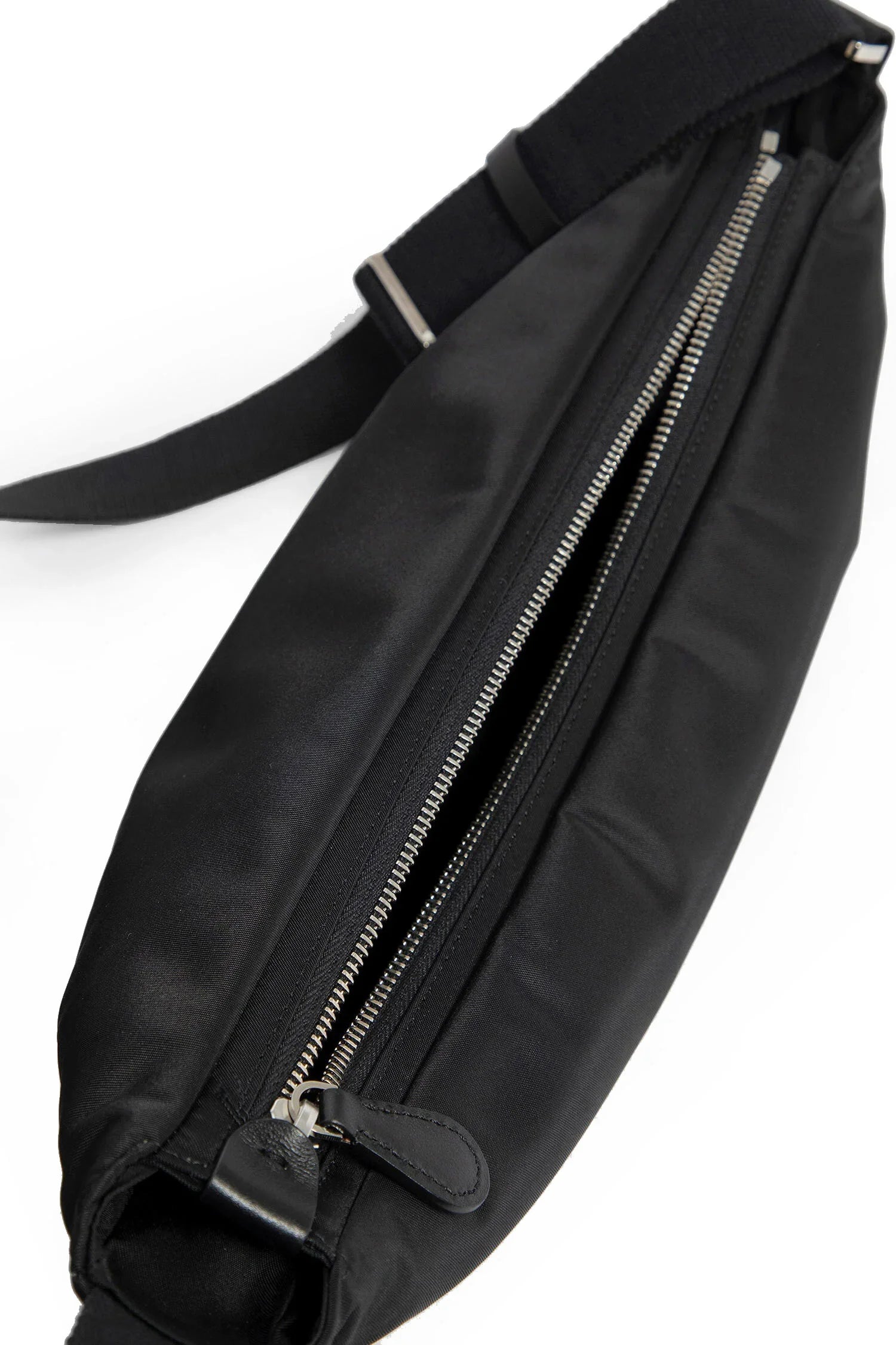 Caiden Messenger Bag - Antonioli.eu