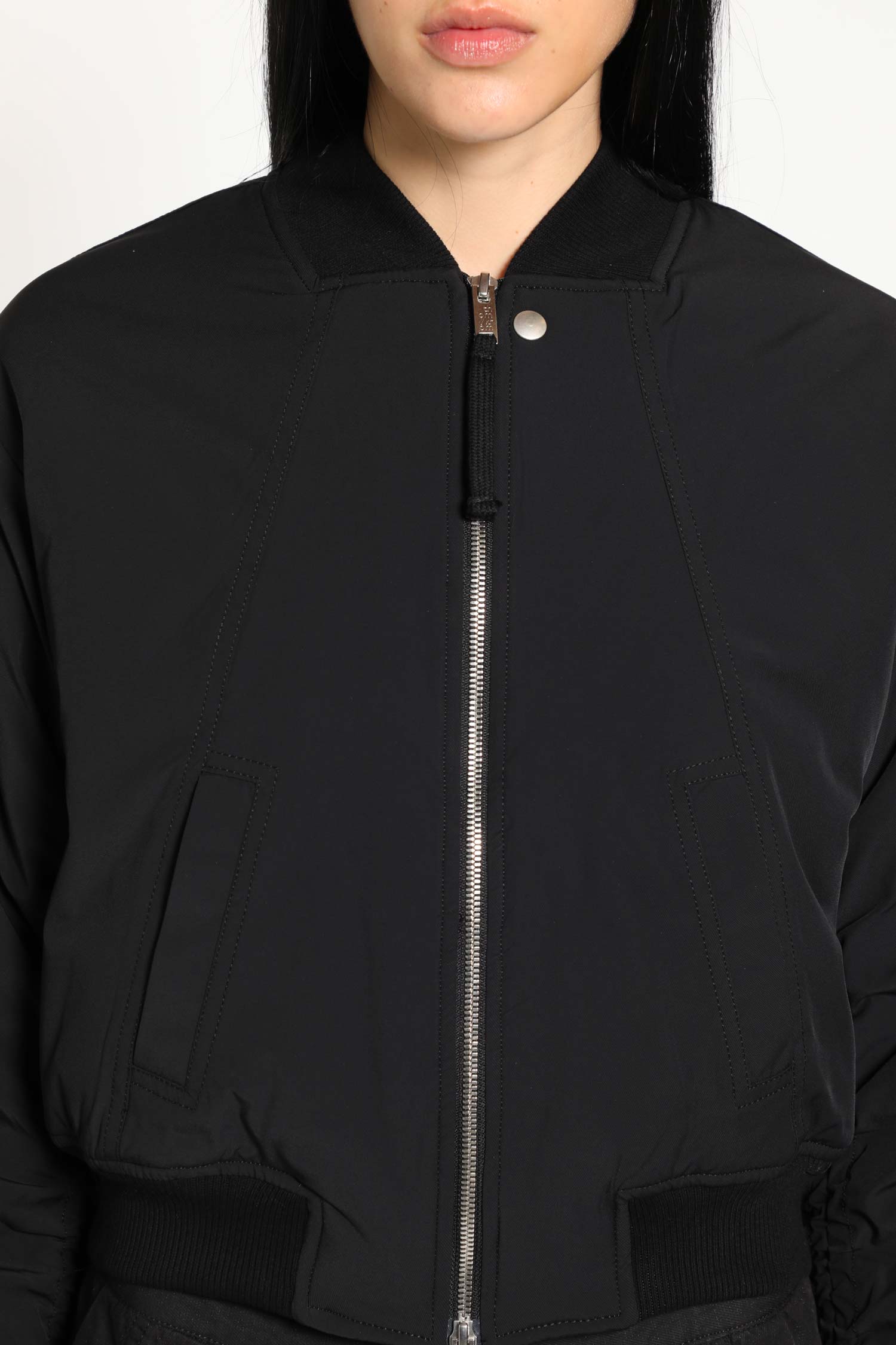 Cropped Bomber