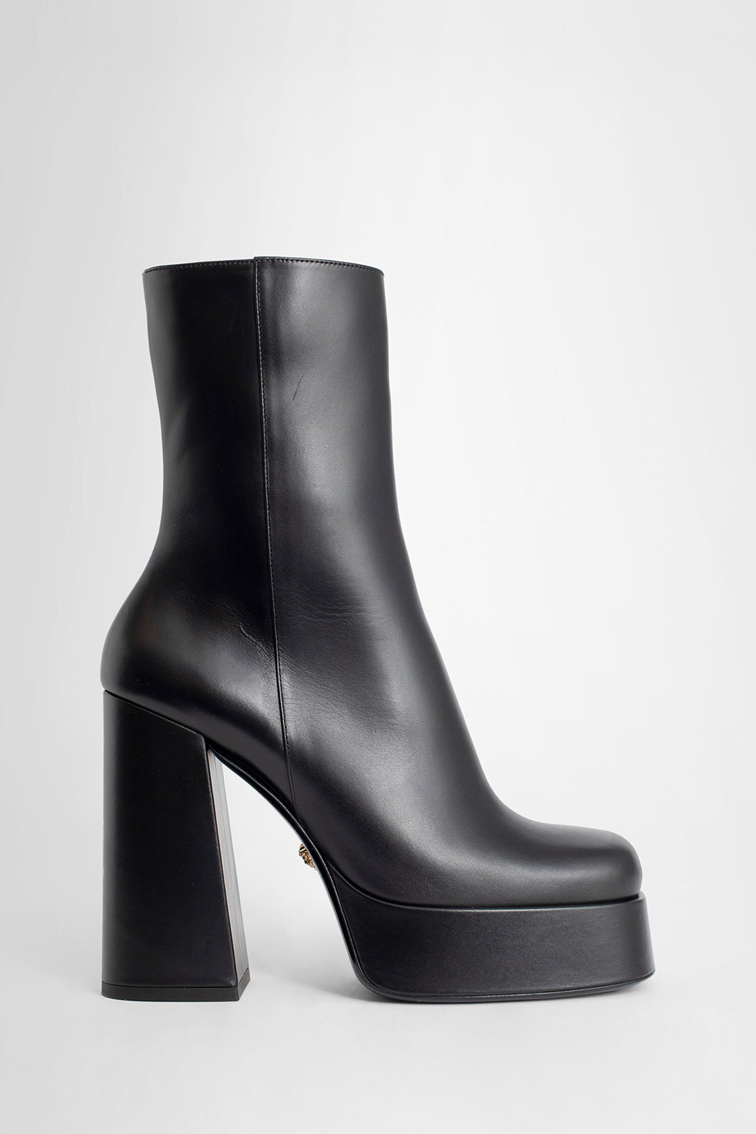 VERSACE WOMAN BLACK BOOTS VERSACE BOOTS Antonioli