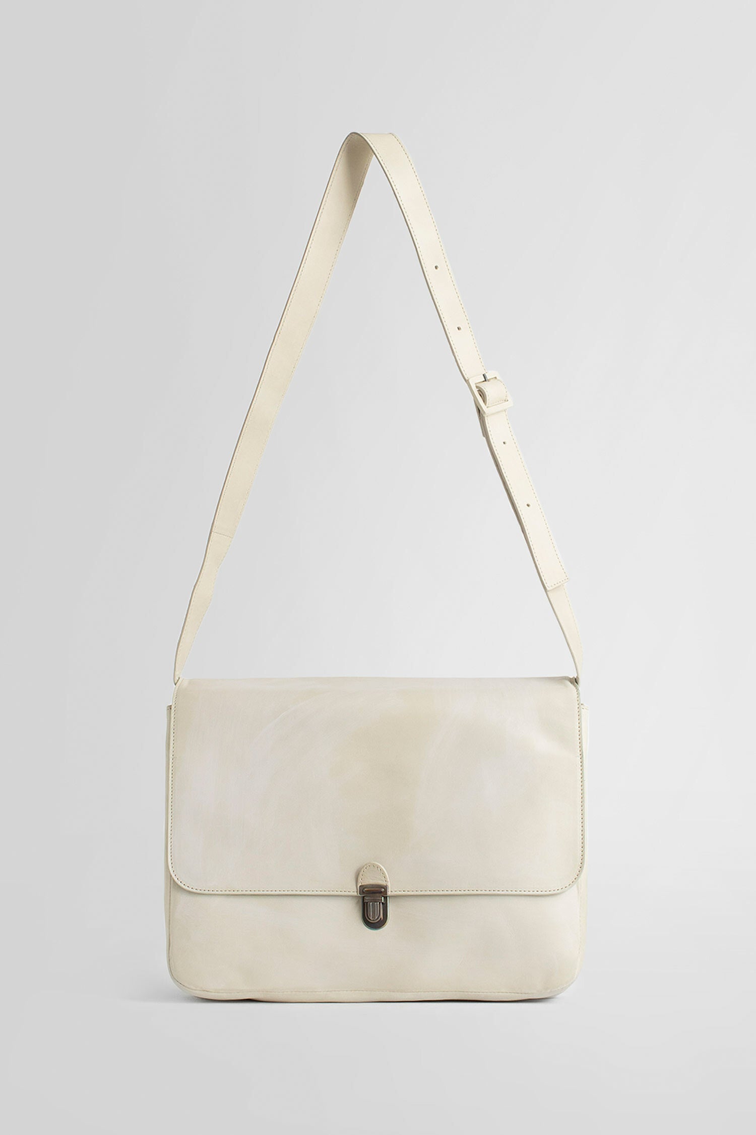 Off-White Shoulder Bags
