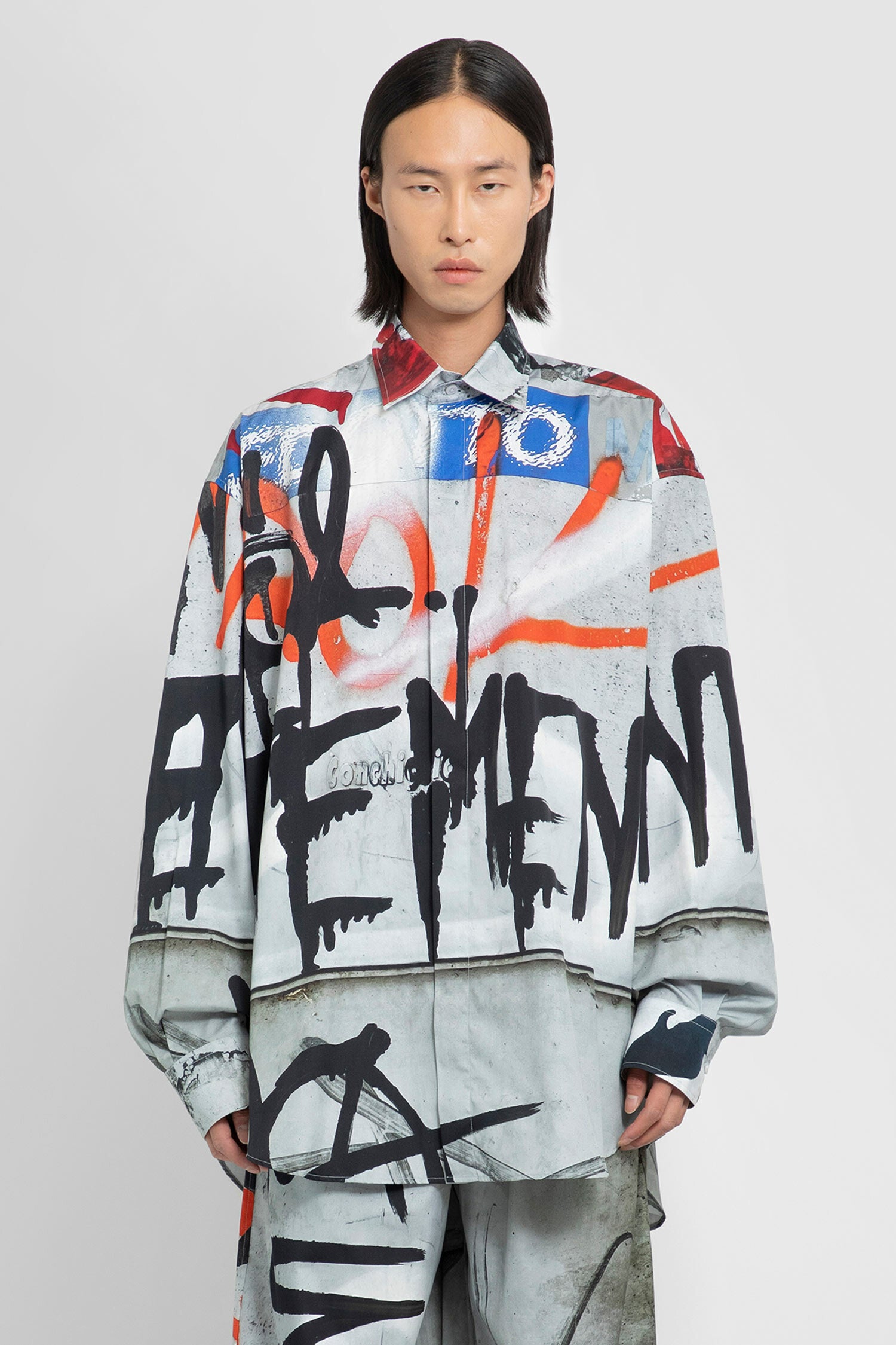 Vetements Graffiti Shirt