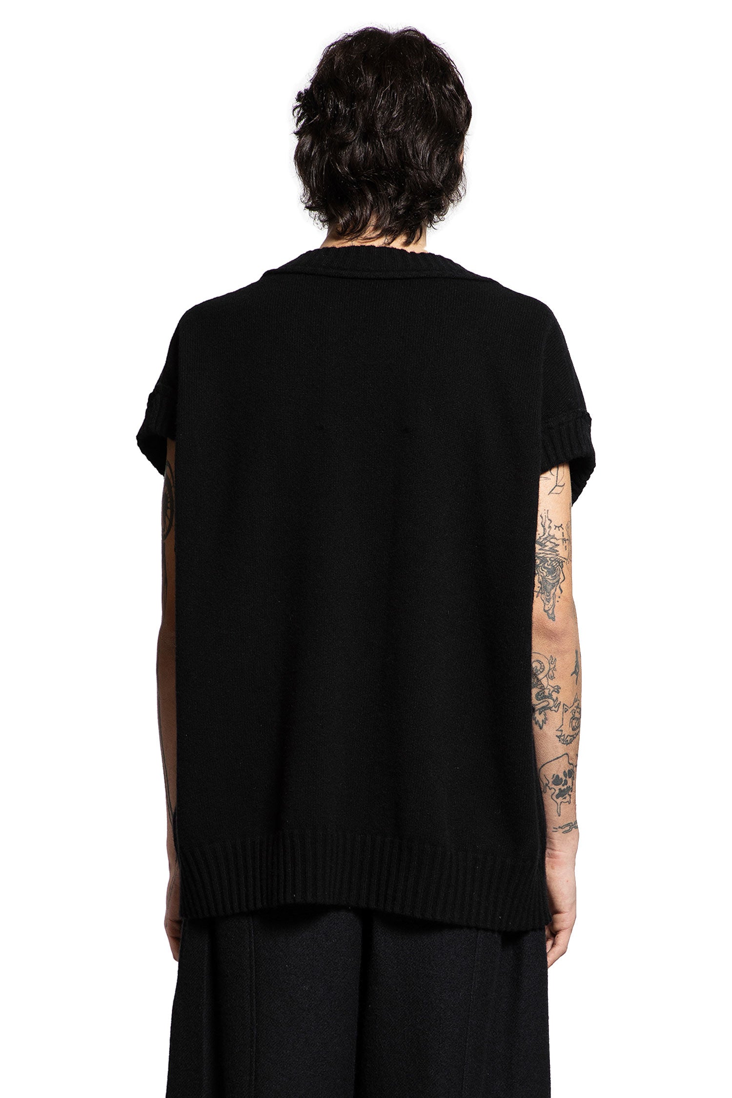 Sleeveless V-Neck Sweater