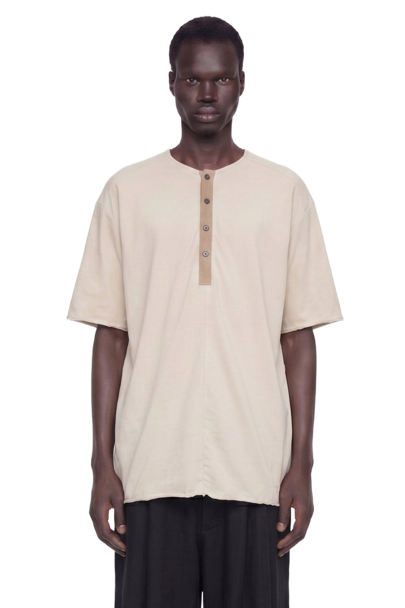 ZIGGY CHEN Henley Neck Gathered T-Shirt man