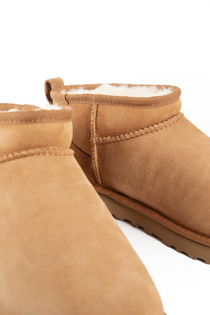 UGG WOMAN BROWN BOOTS