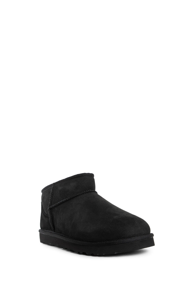 UGG MAN BLACK BOOTS