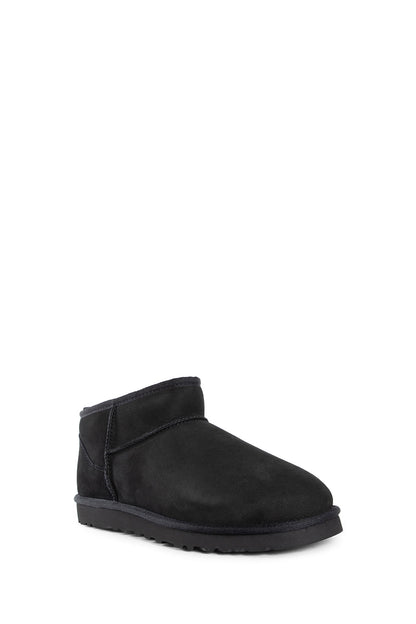 UGG MAN BLACK BOOTS