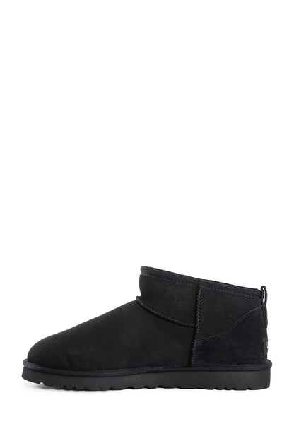 UGG MAN BLACK BOOTS