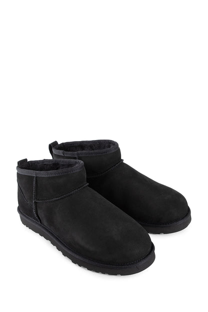 UGG MAN BLACK BOOTS