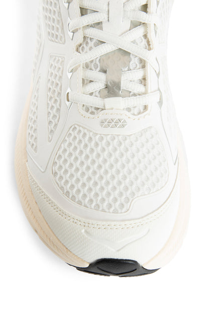 Clifton One9 Sneakers