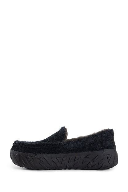 UGG MAN BLACK LOAFERS & FLATS