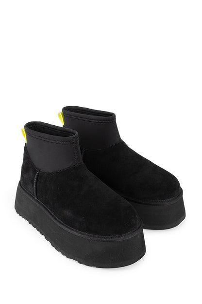 UGG WOMAN BLACK BOOTS