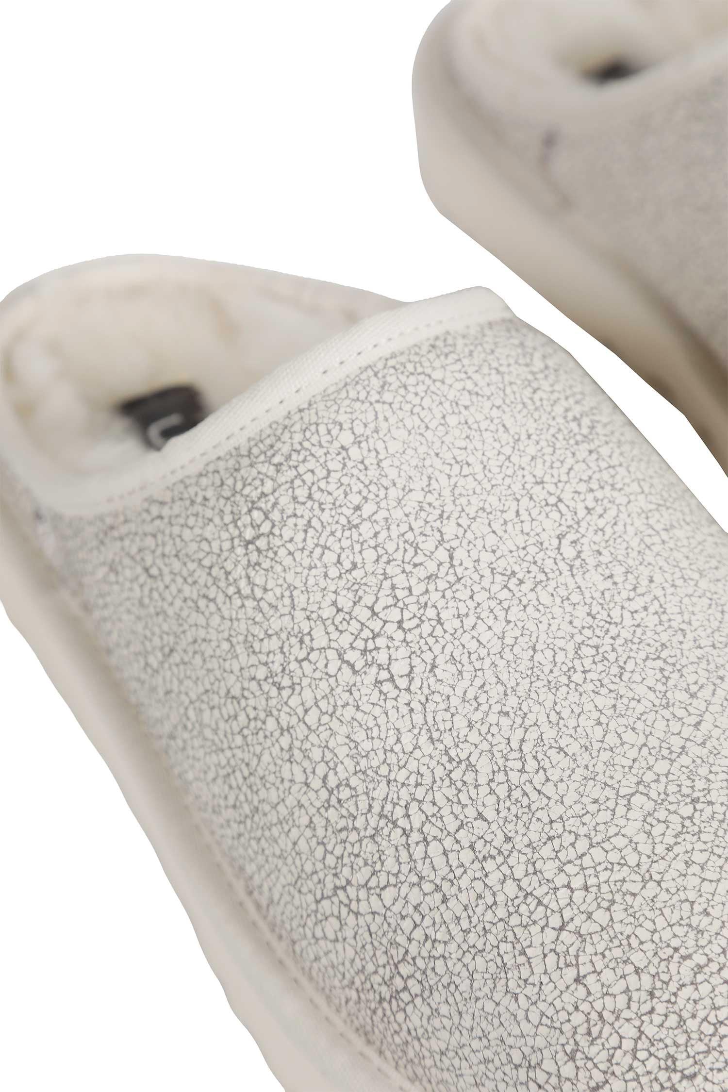 UGG Classic Slip-on Crackle Slippers man