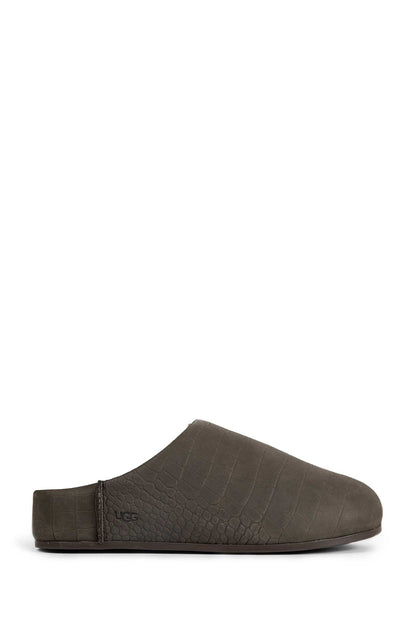 Elea Embossed Slippers