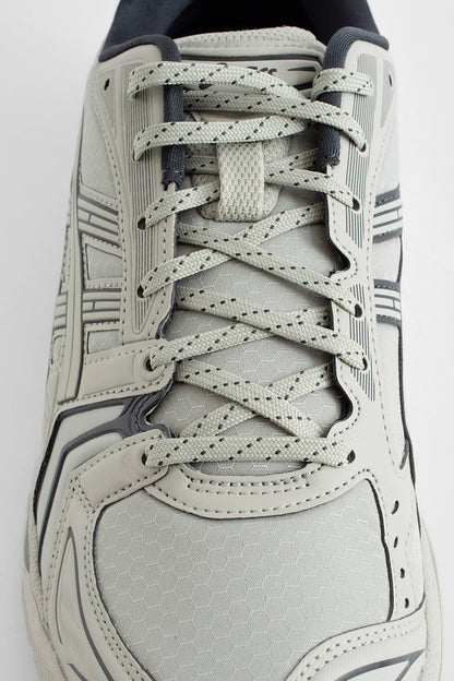 ASICS UNISEX GREY SNEAKERS