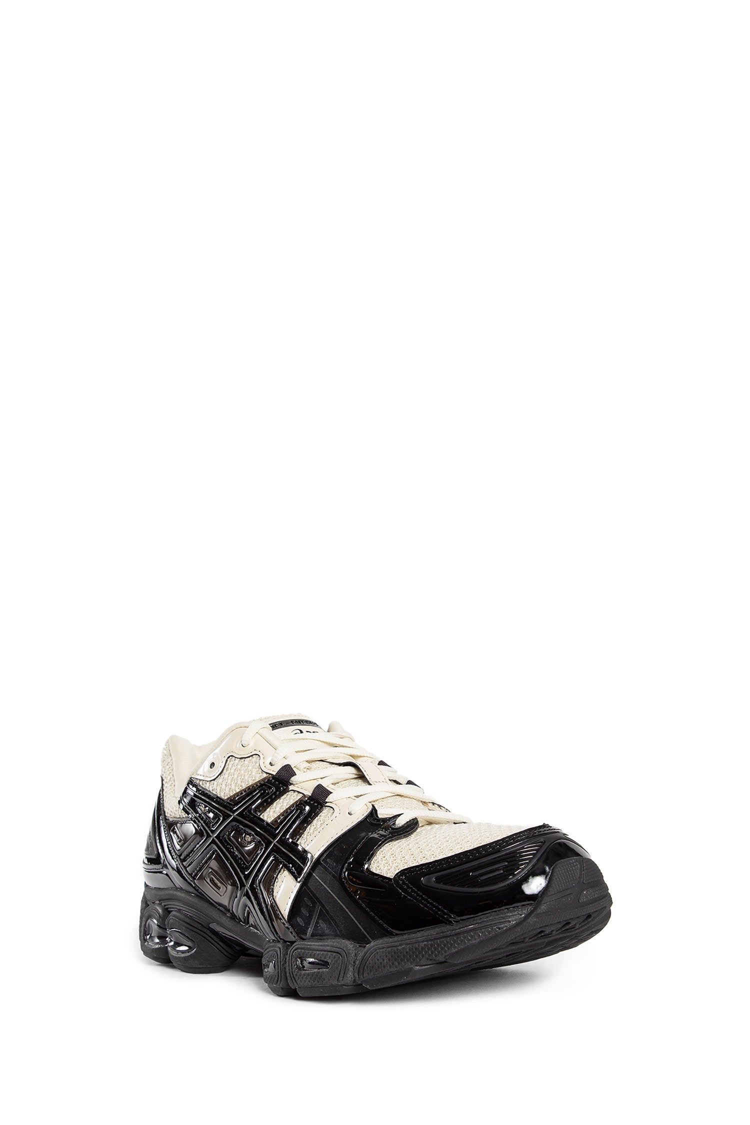 ASICS UNISEX BLACK&WHITE SNEAKERS