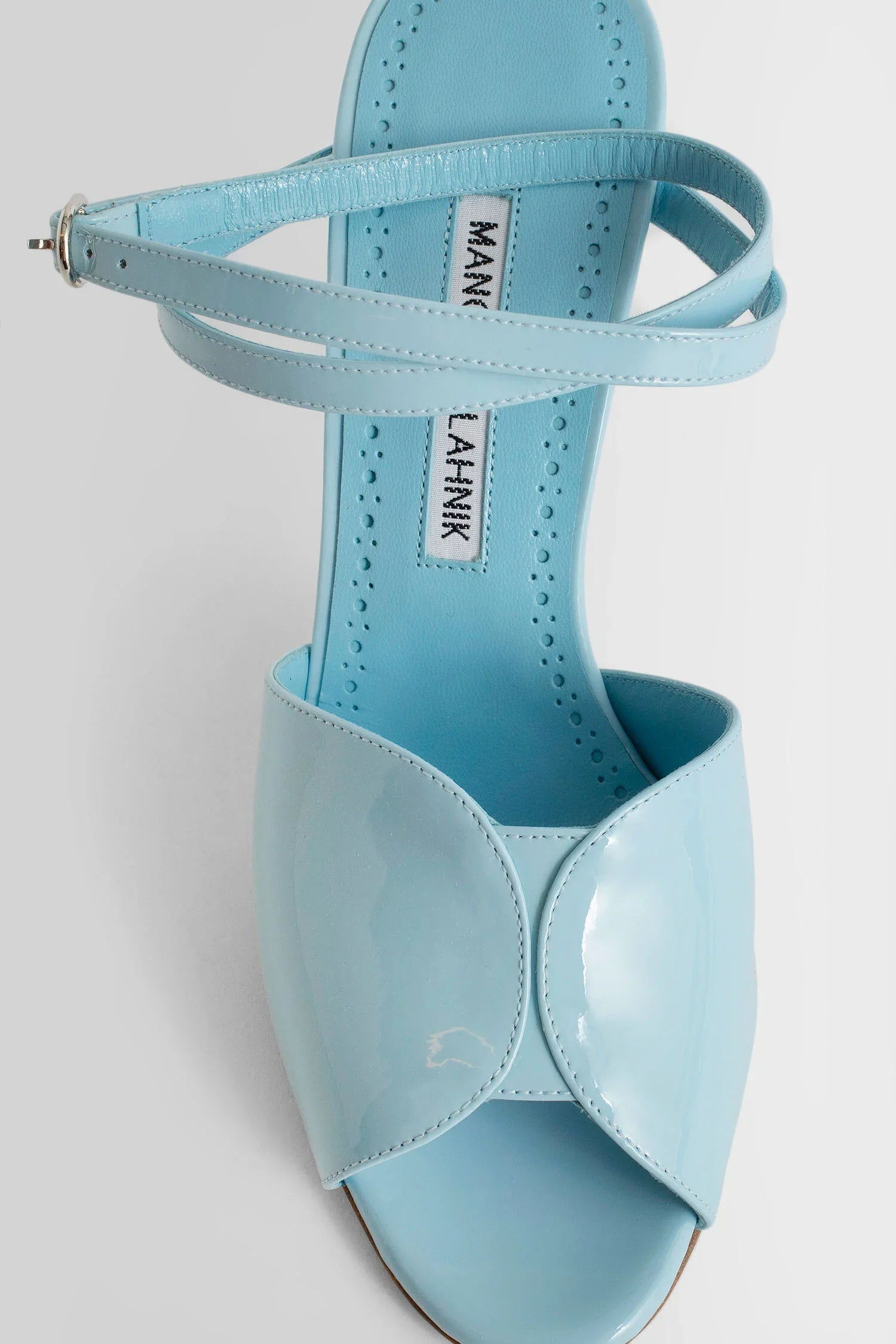 MANOLO BLAHNIK WOMAN BLUE SANDALS & SLIDES - Antonioli.eu