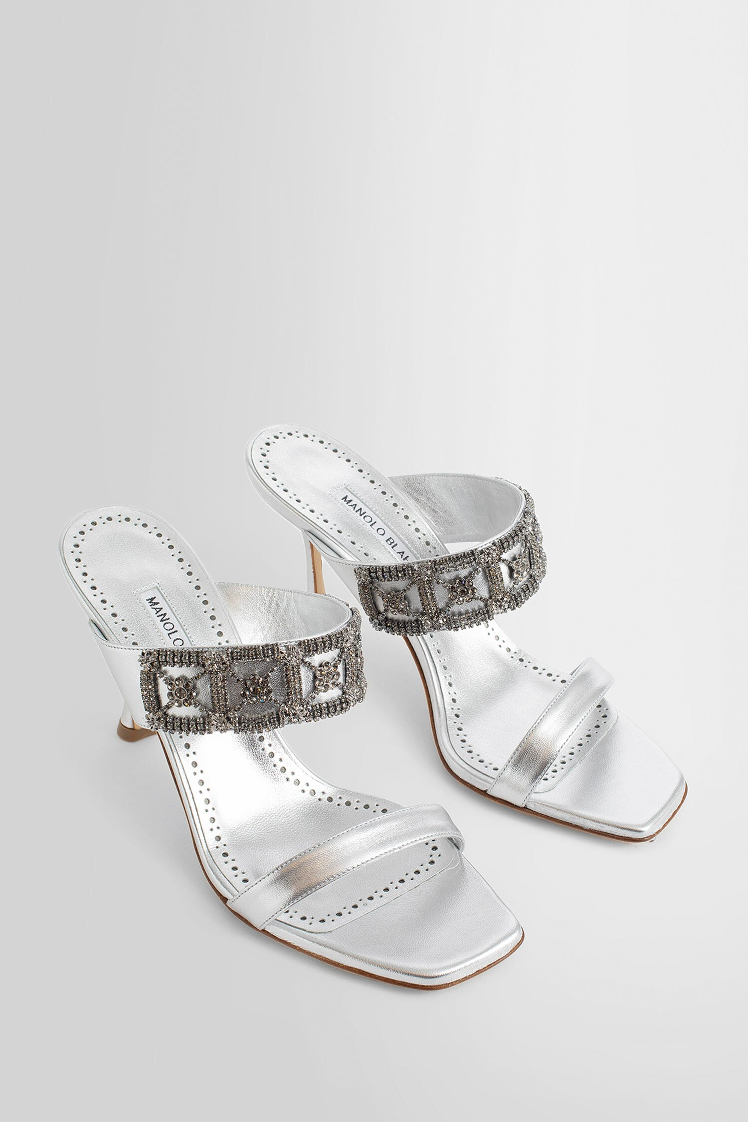 MANOLO BLAHNIK WOMAN SILVER MULES