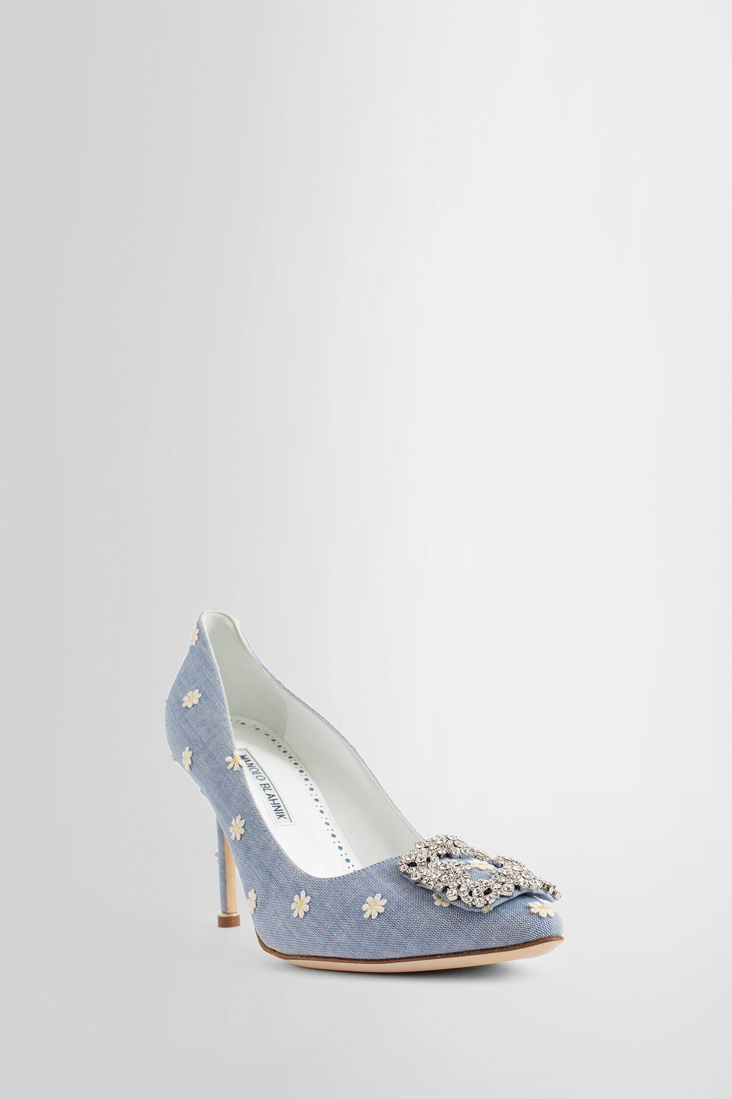 MANOLO BLAHNIK WOMAN BLUE PUMPS