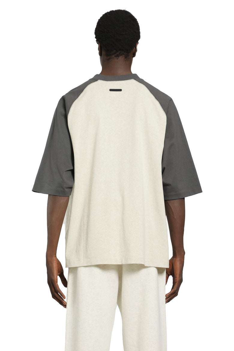 
              FEAR OF GOD Signature Baseball Tee man
            