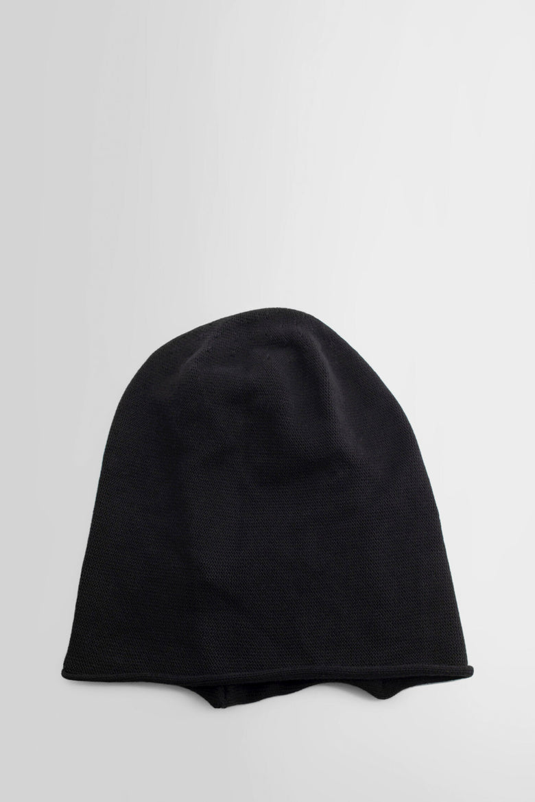 SCHA UNISEX BLACK HATS