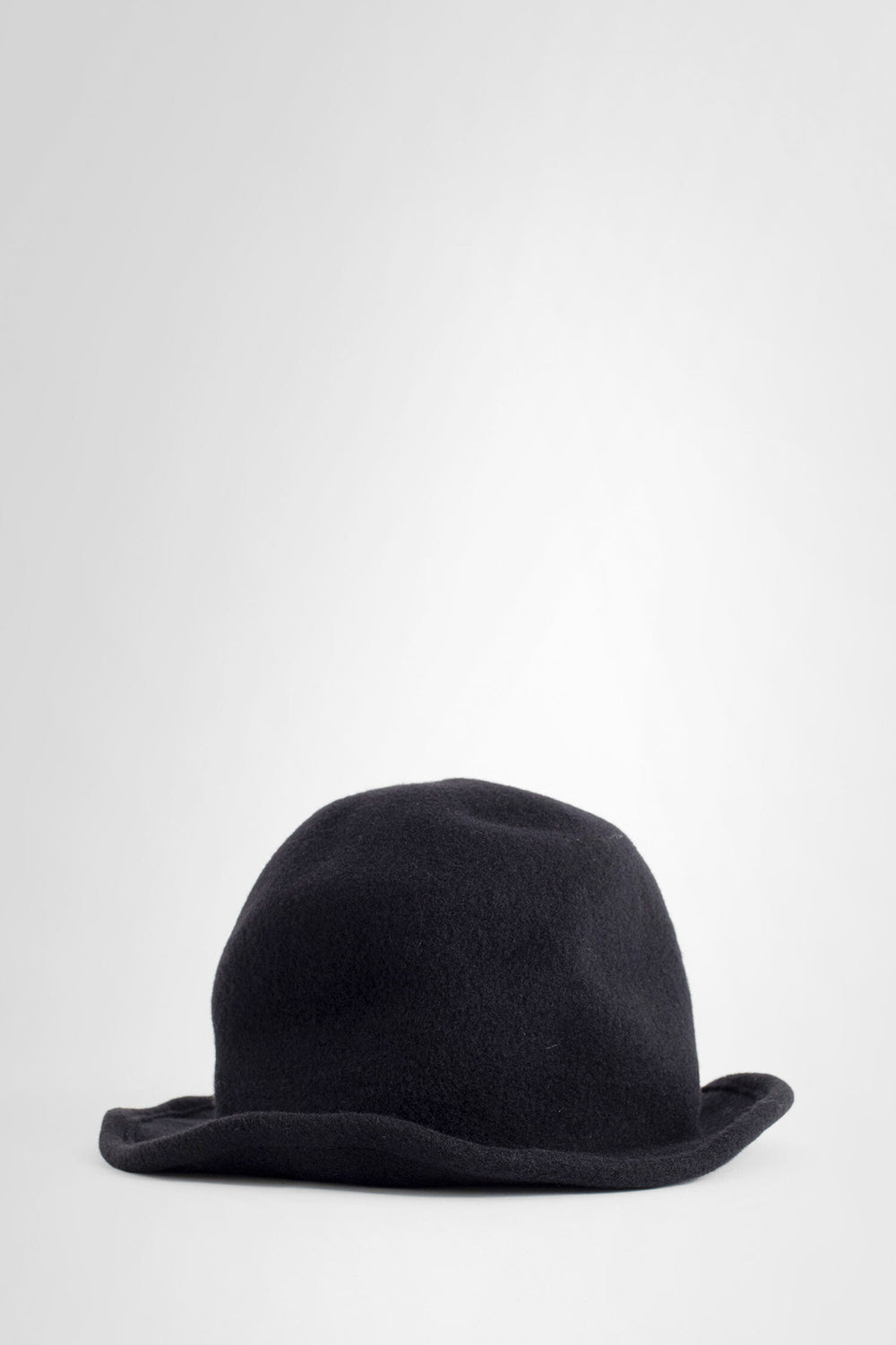 SCHA UNISEX BLACK HATS