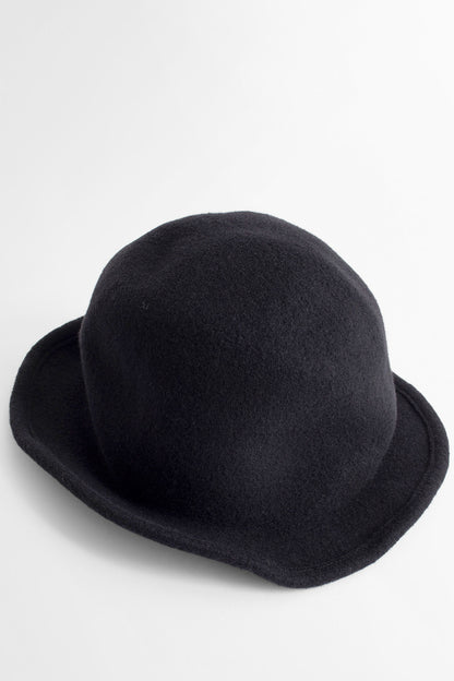 SCHA UNISEX BLACK HATS