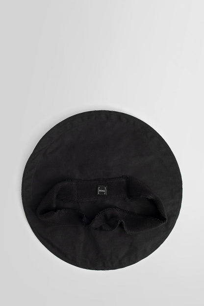 SCHA UNISEX BLACK HATS