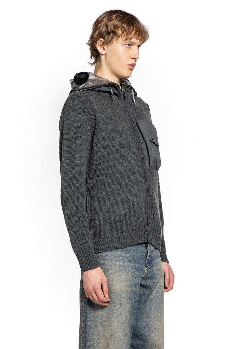 C.P. COMPANY MAN GREY KNITWEAR