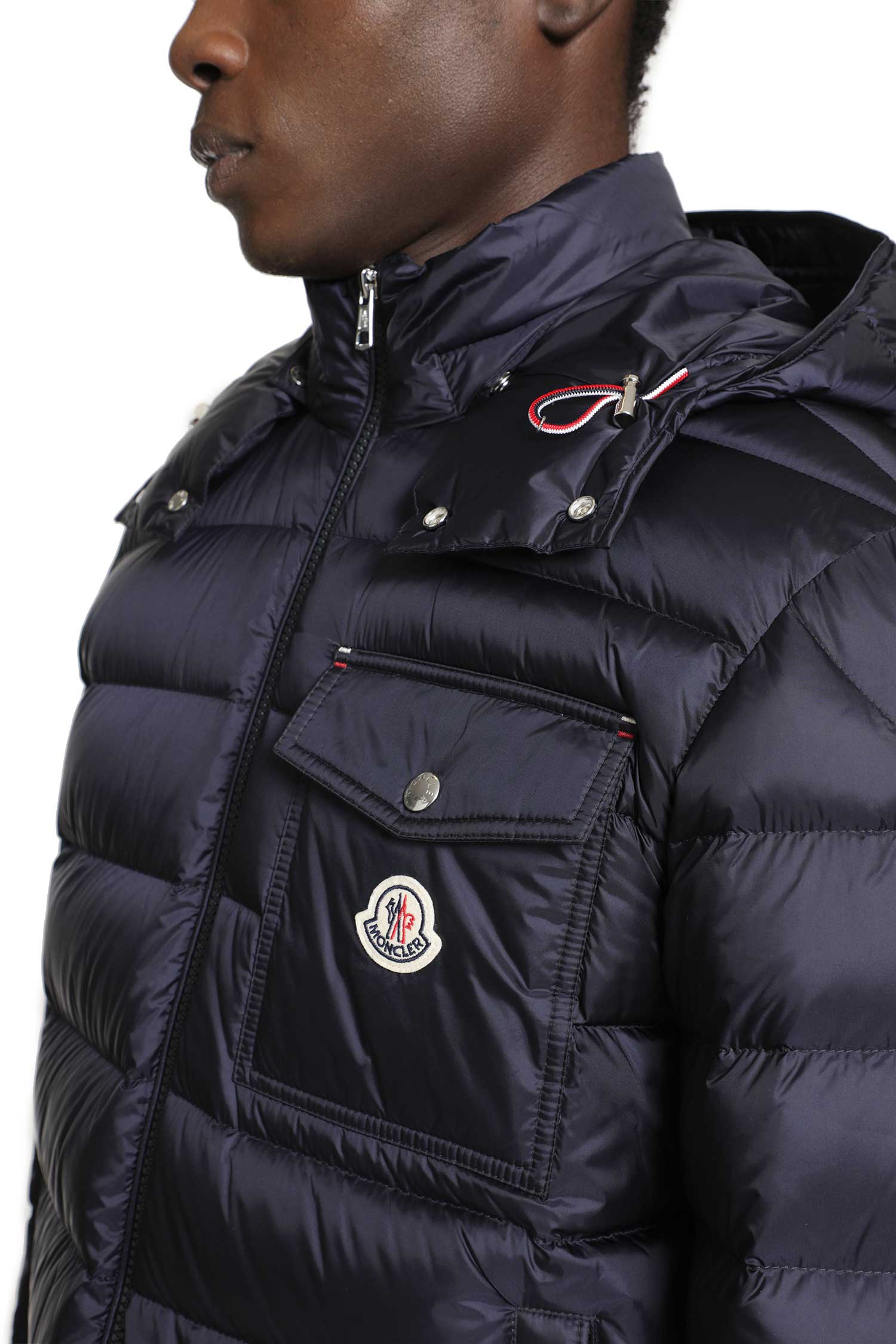 Verith Hooded Short Down Jacket