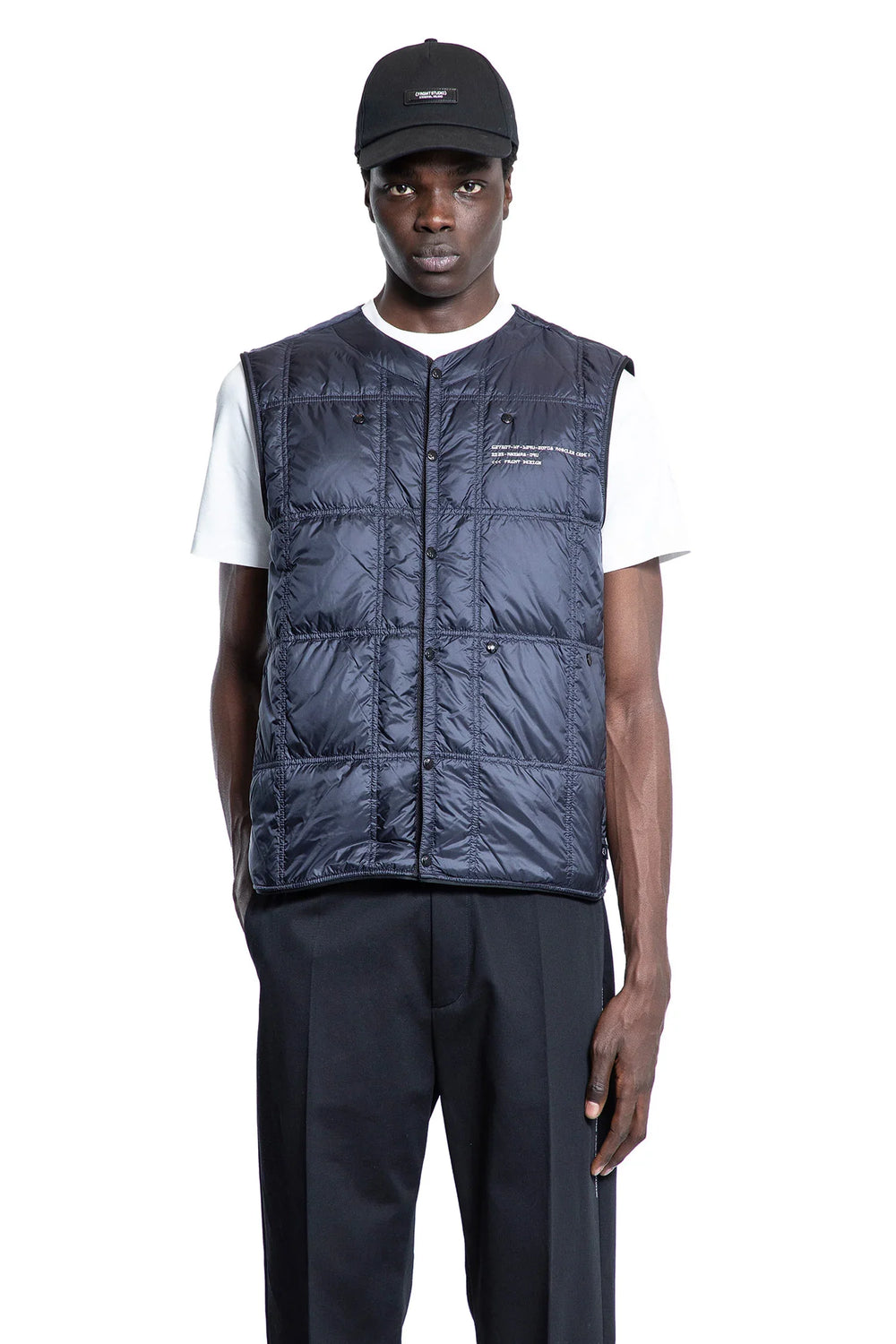 MONCLER GENIUS FRGMT Collaboration Vaile Down Gilet man