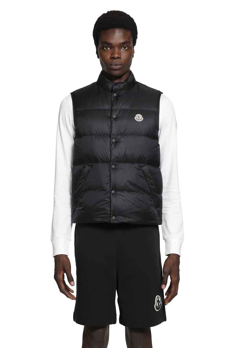 MONCLER Tuquerouye Down Gilet man