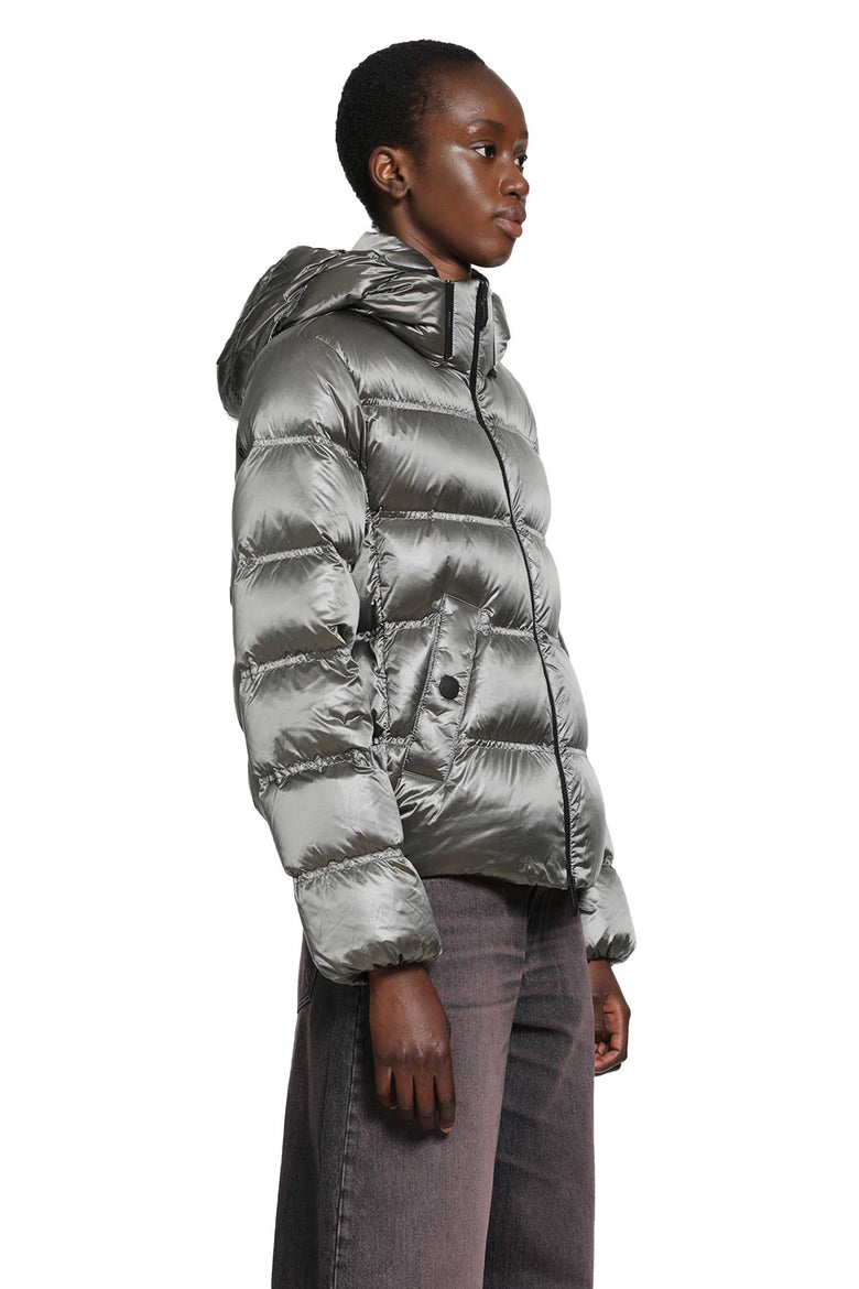 
              MONCLER Sensation Short Down Jacket woman
            
