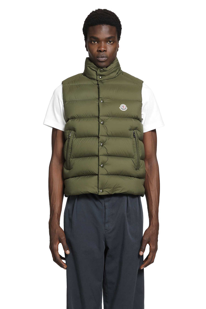 
              MONCLER Tibb Down Gilet man
            