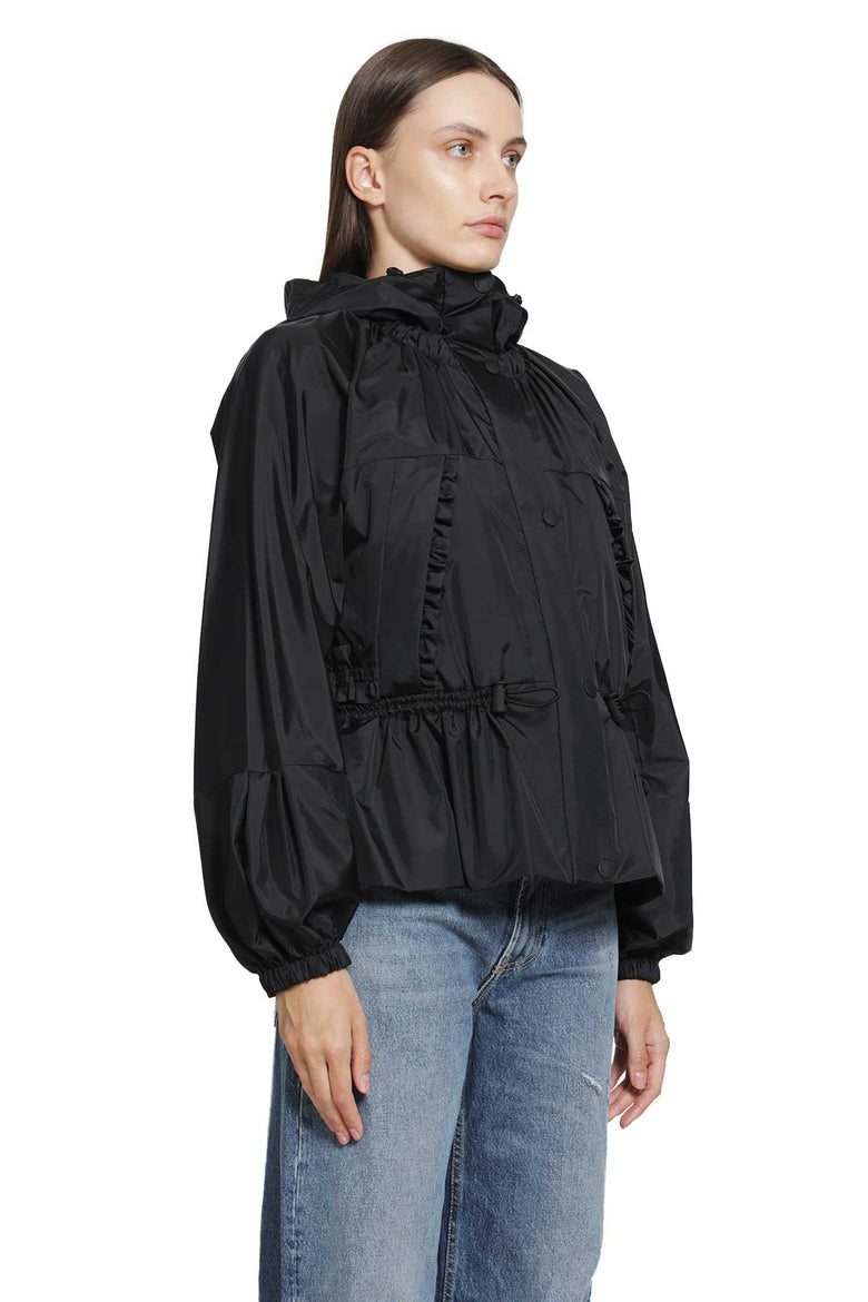 
              MONCLER Imaginaire Canvas Short Parka woman
            