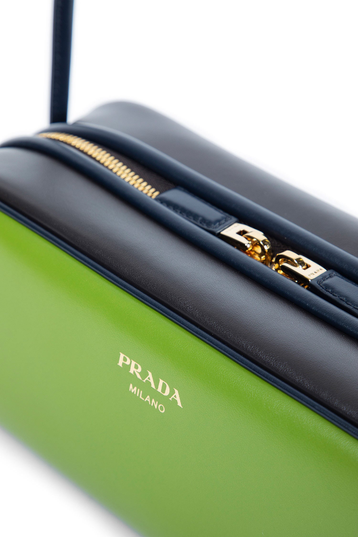 Swing Smooth Leather Shoulder Bag